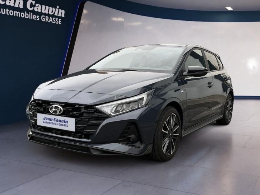 06130 : Hyundai Grasse - Garage Jean Cauvin - HYUNDAI i20 - i20 - Gris Foncé Métal - Traction - Essence/Micro-Hybride