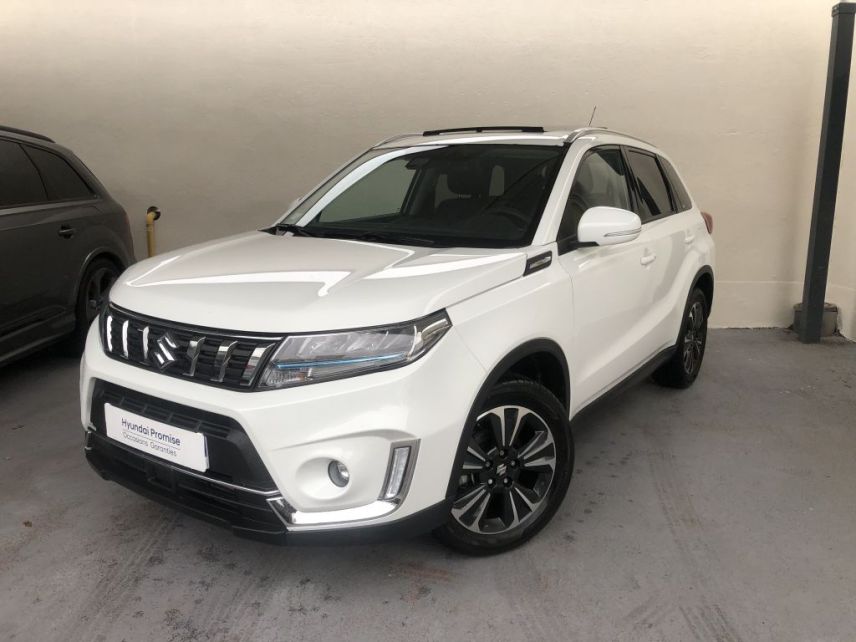38300 : Hyundai Bourgoin-Jallieu - Groupe Central Autos - SUZUKI VITARA Style - VITARA IV - Blanc - Boîte manuelle - Essence sans plomb