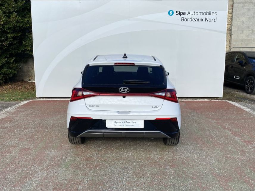 33110 : Hyundai Bordeaux Nord Le Bouscat - Sipa Automobiles - HYUNDAI i20 Creative - i20 (08/2023) - ATLAS WHITE. - Automate sequentiel - Essence sans plomb