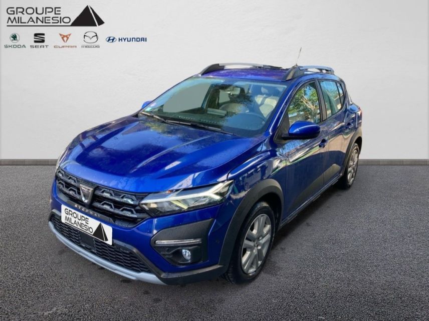 13290 : Hyundai Aix en Provence - Cap Milanesio - DACIA SANDERO Stepway Confort - SANDERO III - Bleu - Boîte manuelle - Essence ou gaz