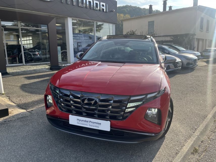 38300 : Hyundai Bourgoin-Jallieu - CENTRAL MOTOR LYON - HYUNDAI TUCSON Executive - TUCSON IV - Rouge - Automate sequentiel - Essence sans plomb