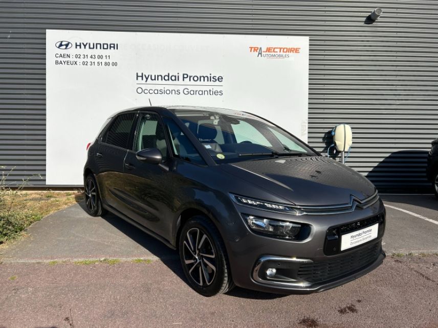 14100 : Hyundai Lisieux - Trajectoire Automobiles - CITROEN C4 SpaceTourer - C4 SpaceTourer - Gris Platinium (M) - Traction - Diesel