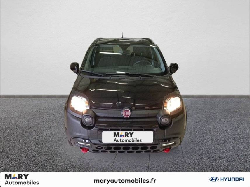 02100 : Hyundai Saint-Quentin - Mary Automobiles - FIAT PANDA MY23 Cross - PANDA III - Noir - Boîte manuelle - Essence sans plomb