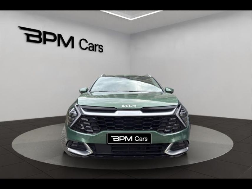 75013 : Hyundai Paris 13 - BPM Cars - KIA Sportage - Sportage - Vert Bornéo métallisé - Transmission intégrale - Hybride rechargeable : Essence/Electrique