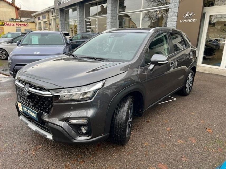 89100 : Hyundai Sens - APS - SUZUKI S-Cross - S-Cross - Prem Titan Dark Gray métallisé - Intégrale - Hybride : Essence/Electrique