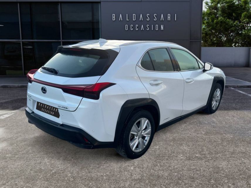 83130 : Hyundai Toulon - Autodif SAS - Groupe BALDASSARI - LEXUS UX MY20 Pack - UX - BLANC - Automate à fonct. Continu - Essence / Courant électrique