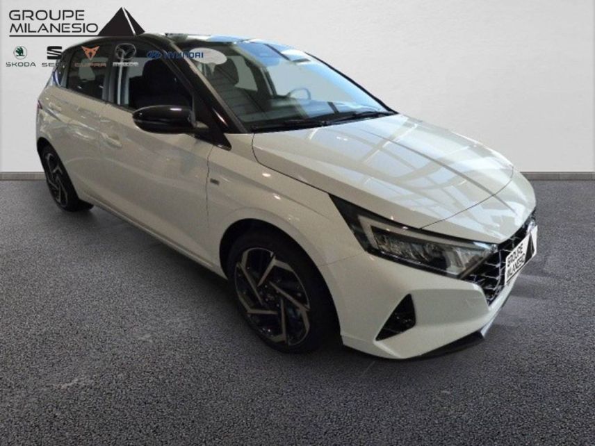 13730 : Hyundai Marignane - Cap Milanesio - HYUNDAI i20 Creative - i20 III - Polar White/Phantom Black - Automate sequentiel - Essence sans plomb