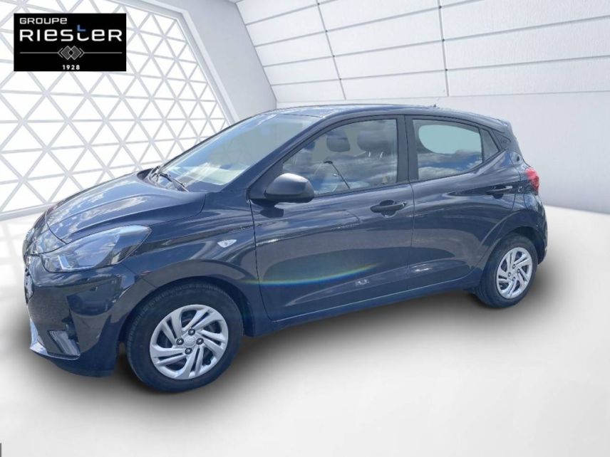 02200 : Hyundai Soissons - Protea by Riester - HYUNDAI i10 Initia - i10 III - Gris - Boîte manuelle - Essence sans plomb