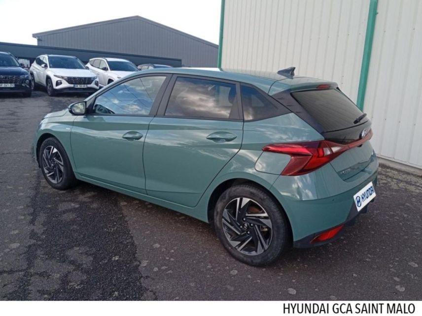 35400 : Hyundai Saint-Malo - GCA - HYUNDAI i20 - i20 - Mangrove Green Métal - Traction - Essence/Micro-Hybride