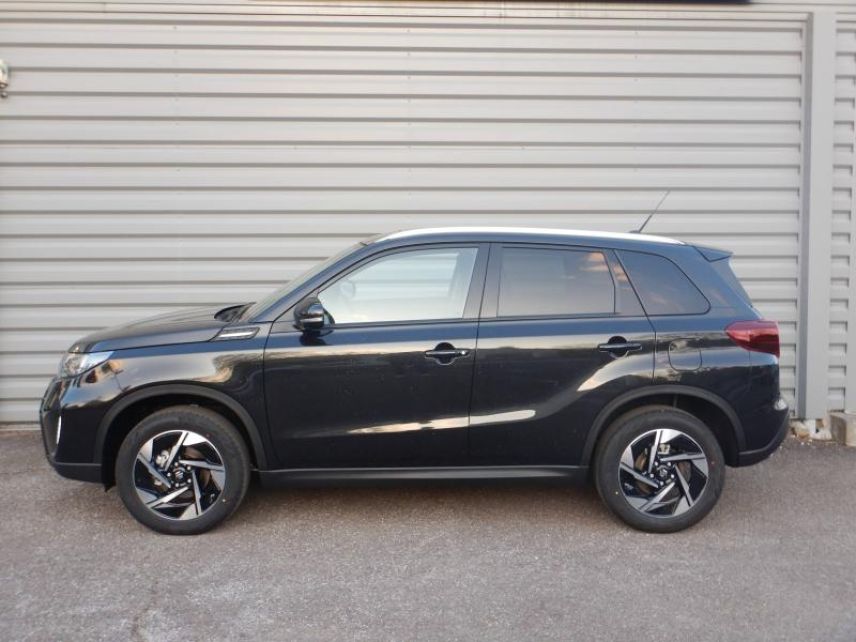 52000 : Hyundai Chaumont - Garage Michel Bazin - SUZUKI Vitara - Vitara - Cosmic Black Pearl métallisé - Traction - Essence/Micro-Hybride