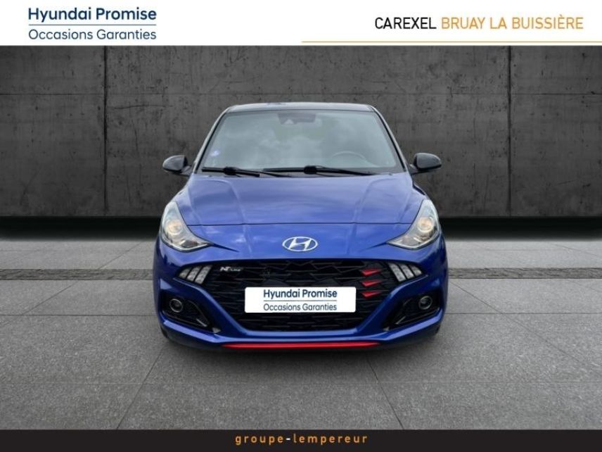 62700 : Hyundai Bruay-La-Buissière - Groupe Lempereur - HYUNDAI i10 - i10 - Intense Blue Métal/Toit/rétros Black - Traction - Essence
