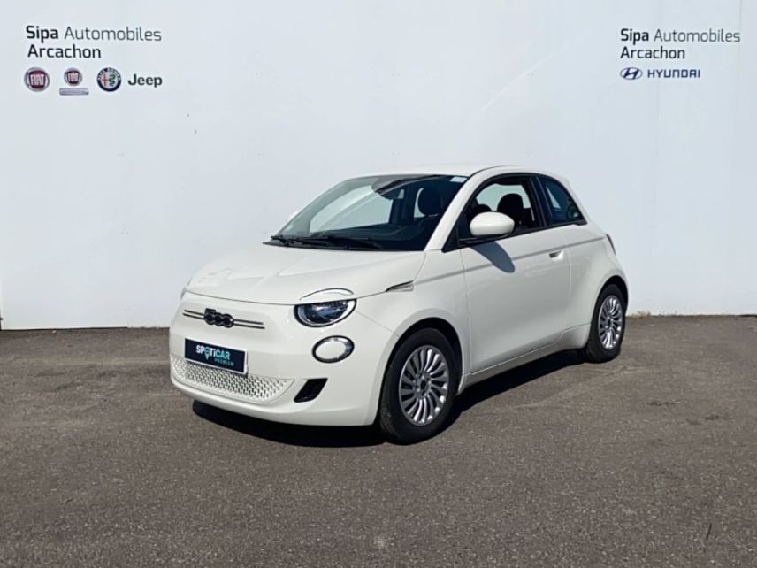 33260 : Hyundai Arcachon - Sipa Automobiles - FIAT 500e BERLINE MY22 SERIE 1 STEP 1 Icône &#039;2021&#039; - 500 III - Bossanova White - Automate à fonct. Continu - Courant électrique