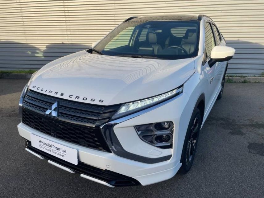 29200 : Hyundai Brest - Iroise Automobiles - MITSUBISHI Eclipse Cross - Eclipse Cross - Diamond White spécial - Transmission intégrale - Hybride rechargeable : Essence/Electrique