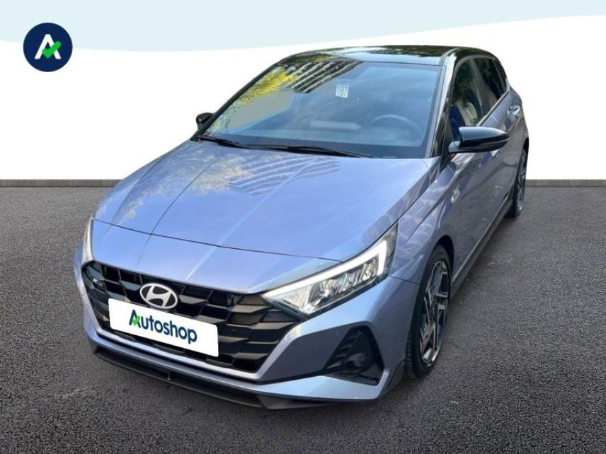 75013 : Hyundai Paris 13 - BPM Cars - HYUNDAI i20 - i20 - Meta Blue Métal/Toit+rétros Black - Traction - Essence