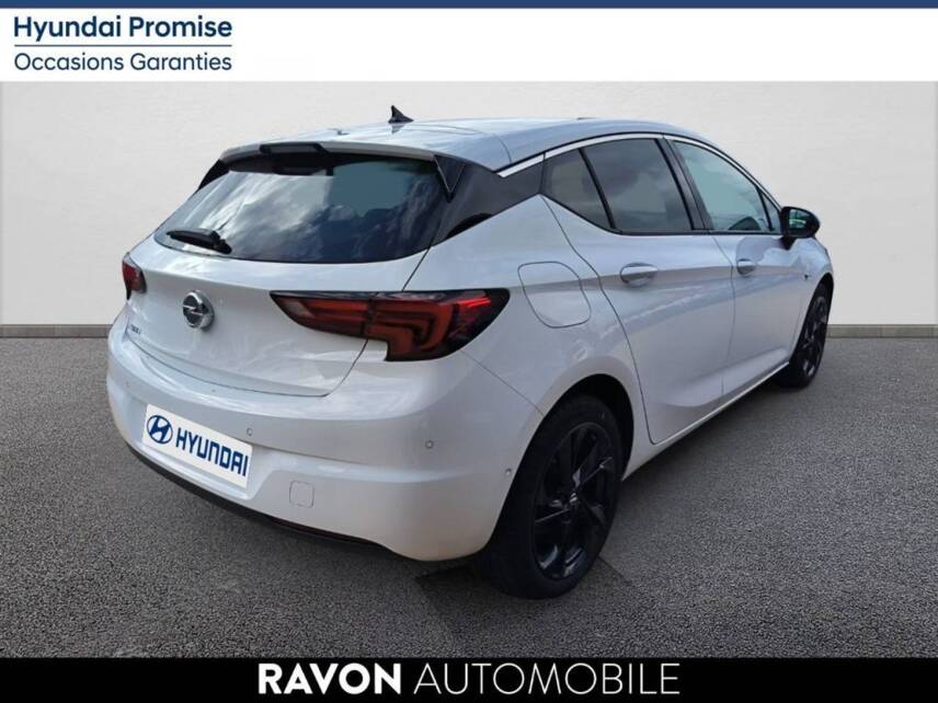 42100 : Hyundai Saint-Etienne - Ravon Automobile - OPEL ASTRA Ultimate - ASTRA K - Blanc - Boîte manuelle - Essence sans plomb