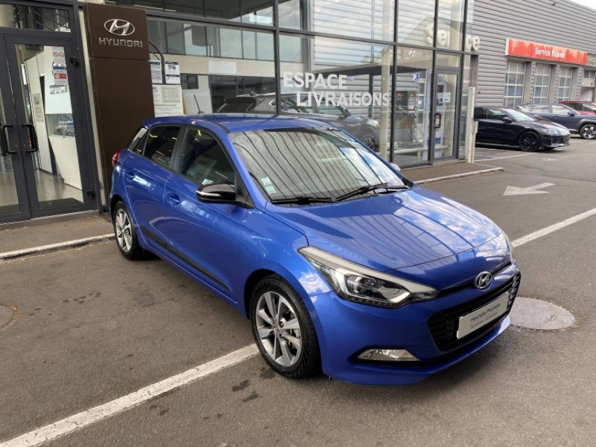 45000 : Hyundai Orléans Motors - HYUNDAI i20 - i20 - Champion Blue - Traction - Essence