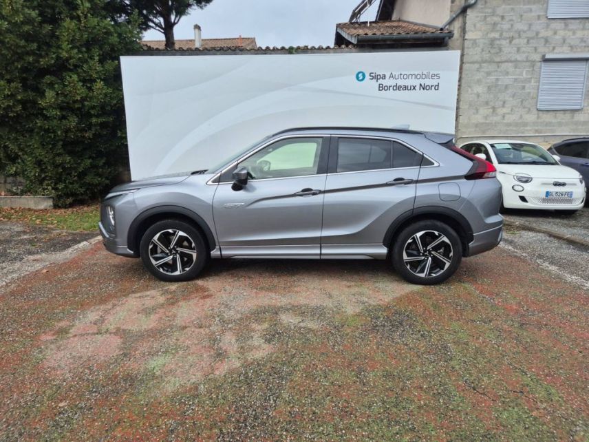 33110 : Hyundai Bordeaux Nord Le Bouscat - Sipa Automobiles - MITSUBISHI ECLIPSE CROSS MY21 Intense Style - ECLIPSE CROSS MY21 (12/2020-10/2024) - Gris - Automate à fonct. Continu - Essence / Courant électrique