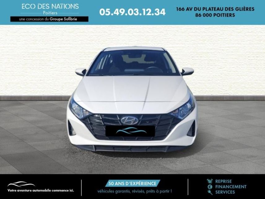 86000 : Hyundai Poitiers - Eco des Nations - HYUNDAI i20 - i20 - Blanc - Traction - Essence