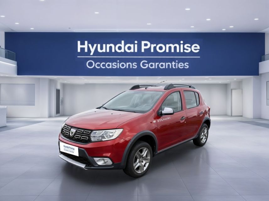 49300 : Hyundai Cholet - Océane Auto - DACIA SANDERO Stepway - SANDERO II - Rouge - Boîte manuelle - Essence sans plomb