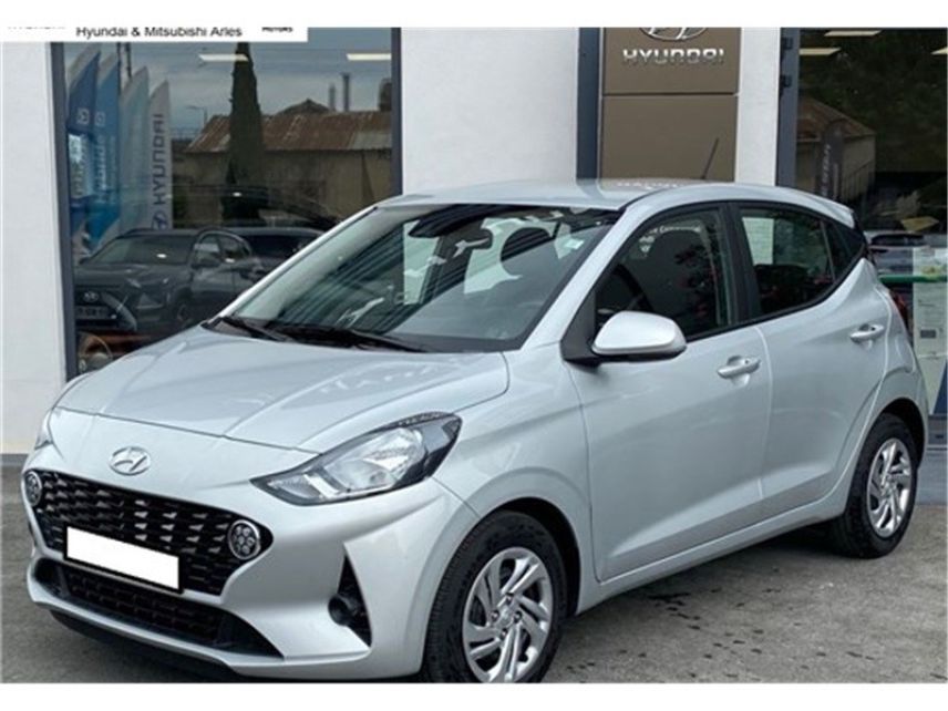 13200 : HYUNDAI Arles - Lexa Automobile - HYUNDAI i10 Intuitive - i10 III - Gris - Boîte manuelle - Essence sans plomb