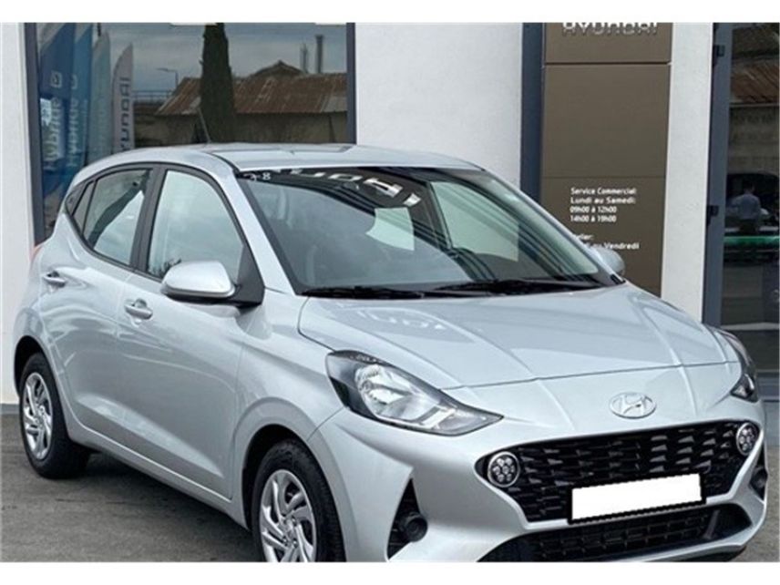 13200 : HYUNDAI Arles - Lexa Automobile - HYUNDAI i10 Intuitive - i10 III - Gris - Boîte manuelle - Essence sans plomb
