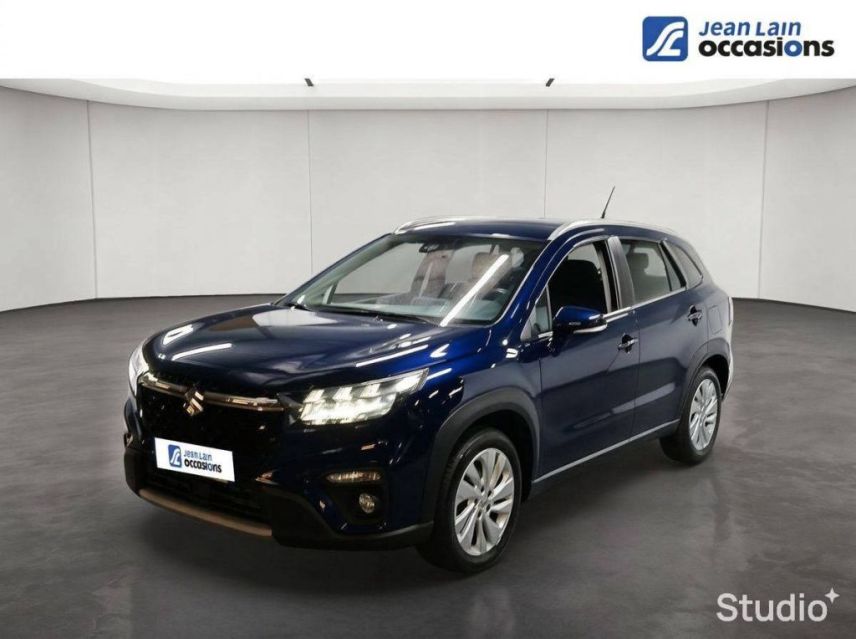 73290 : Hyundai Chambéry - Jean Lain Mobilités - SUZUKI S-CROSS Privilège - S-CROSS II - Bleu - Boîte manuelle - Essence sans plomb