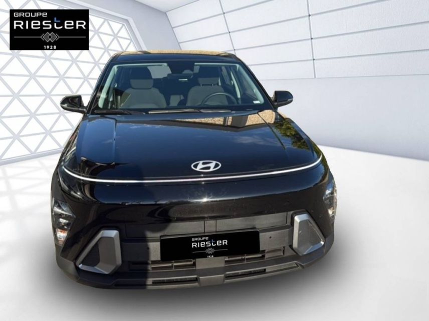 77100 : Hyundai Meaux - Protea by Riester - HYUNDAI KONA Intuitive - KONA II - NOIR - Automate sequentiel - Essence / Courant électrique