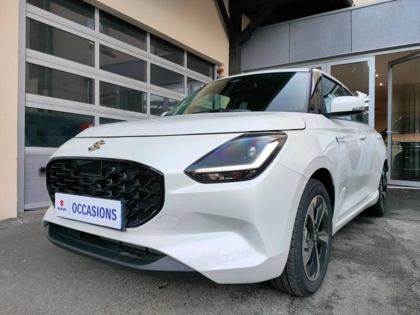 78000 : Hyundai Versailles - SOCOHY - SUZUKI Swift - Swift - Pure White Pearl Metal - Traction - Essence/Micro-Hybride