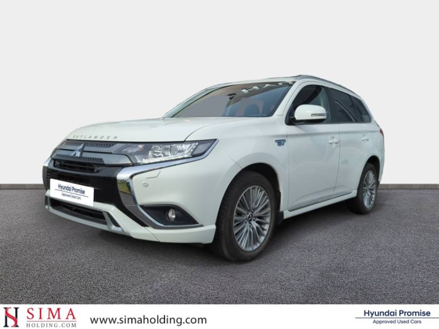 59540 : Hyundai Cambrai - ADNH - MITSUBISHI Outlander - Outlander - Blanc - Traction - Hybride rechargeable : Essence/Electrique