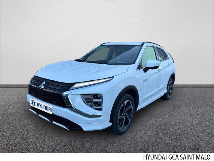 35400 : Hyundai Saint-Malo - GCA - MITSUBISHI Eclipse Cross - Eclipse Cross - Blanc - Transmission intégrale - Hybride rechargeable : Essence/Electrique