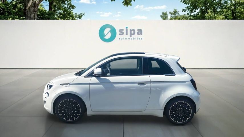 33140 : Hyundai Bordeaux Sud Villenave d'Ornon - Sipa Automobiles - FIAT 500e BERLINE MY22 SERIE 1 STEP 2 Icône - 500 III ELECTRIQUE - Blanc                                              - Automate à fonct. Continu - Courant électrique