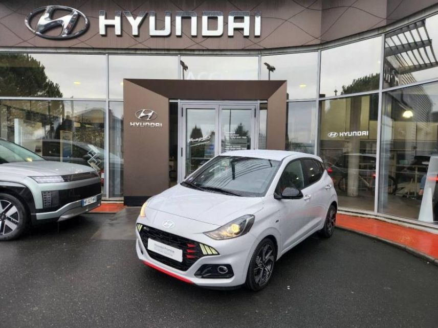 19100 : Hyundai Brive-la-Gaillarde - Garage Pouget - HYUNDAI i10 - i10 - Lumen Gray Métal - Traction - Essence