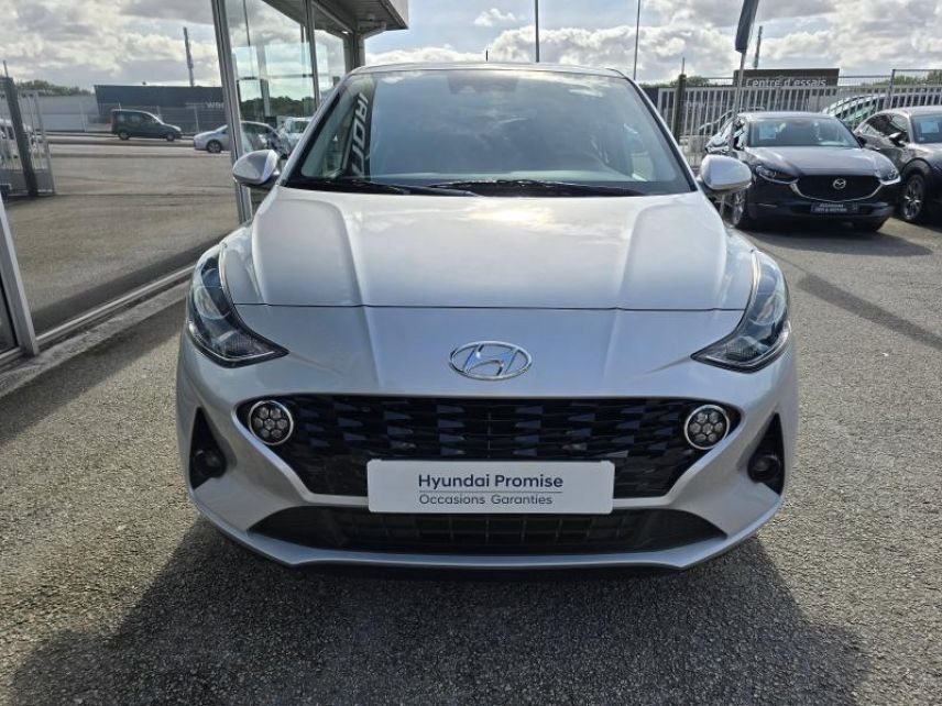 87280 : Hyundai Limoges - Motors Cars - HYUNDAI i10 - i10 - Sleek Silver Métal - Traction - Essence