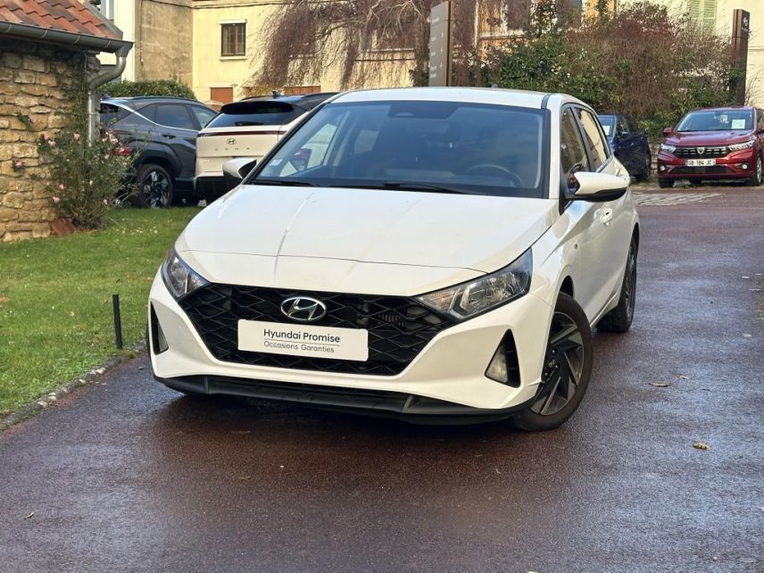 62360 : Hyundai Boulogne-sur-Mer - Garage Du Château - HYUNDAI i20 Intuitive - i20 III - Blanc - Boîte manuelle - Essence sans plomb