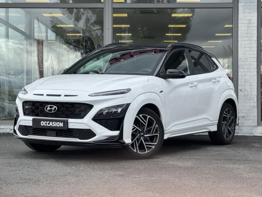 57200 : Hyundai Sarreguemines - Theobald Automobiles - HYUNDAI Kona - Kona - Atlas White/Toit/rétros Black - Traction - Essence/Micro-Hybride