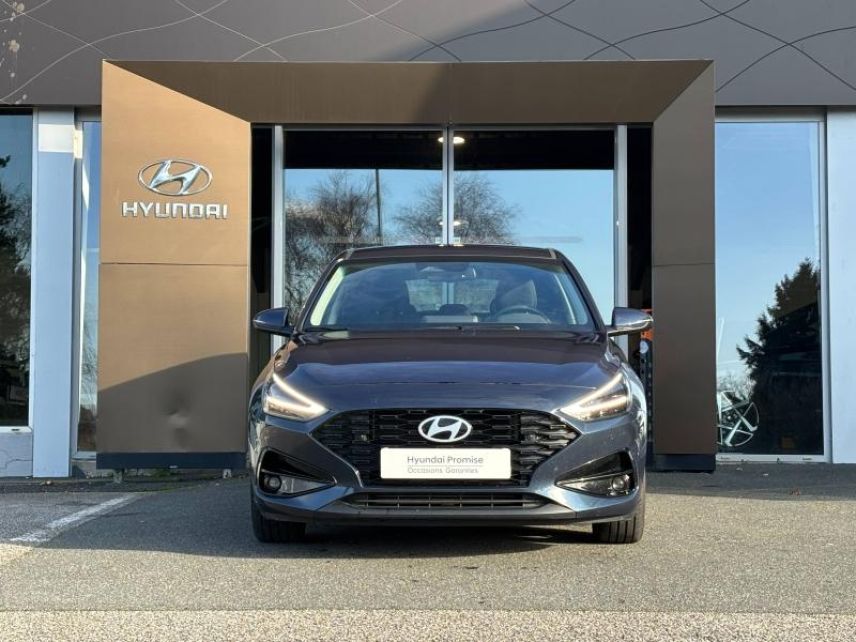 29200 : Hyundai Brest - Iroise Automobiles - HYUNDAI i30 - i30 - Sailing Blue métal - Traction - Essence