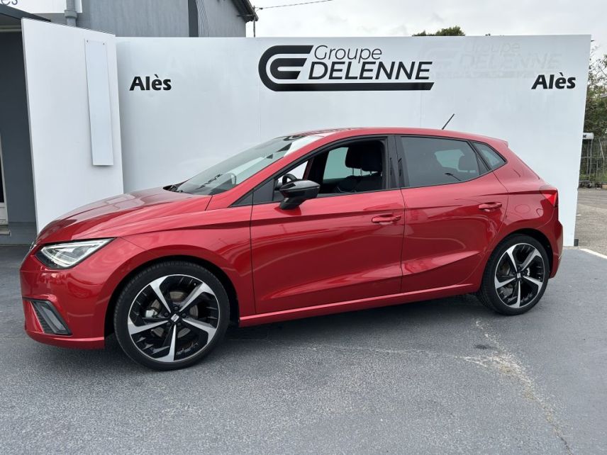 30100 : Hyundai Alès - Auto Hall - SEAT IBIZA FR - IBIZA V - Rouge - Automate sequentiel - Essence sans plomb
