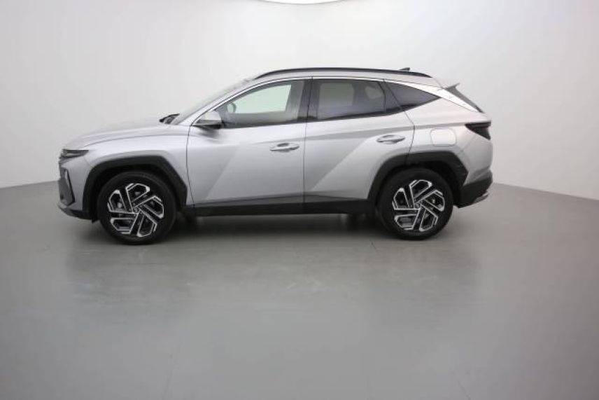 01150 : Stock constructeur - HYUNDAI TUCSON Executive - TUCSON IV - Gris - Boîte automatique - Essence / Courant électrique