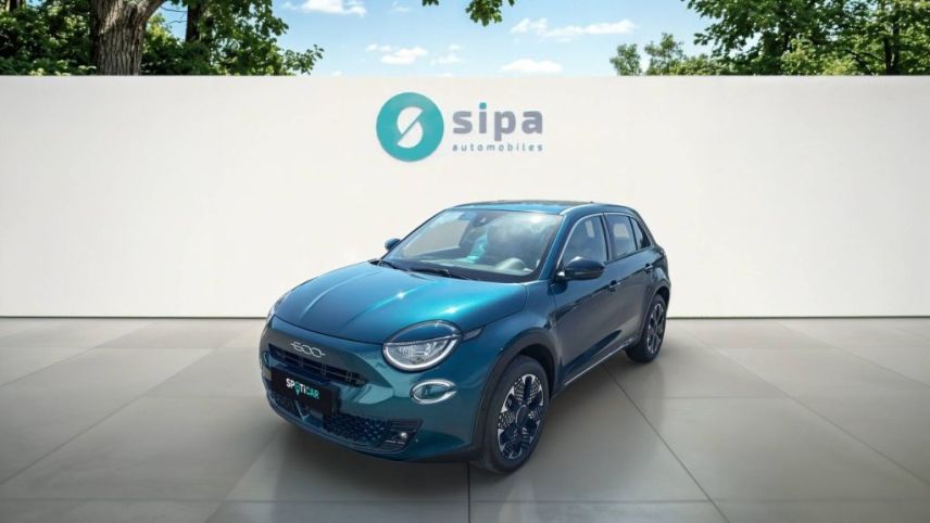 33140 : Hyundai Bordeaux Sud Villenave d'Ornon - Sipa Automobiles - FIAT 600 La Prima - 600 - Bleu - Boîte automatique - Essence sans plomb