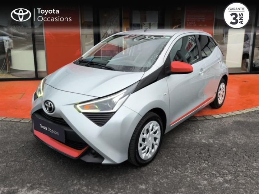 50000 : Hyundai Saint-Lô - GCA - TOYOTA Aygo - Aygo - Gris titane - Traction - Essence