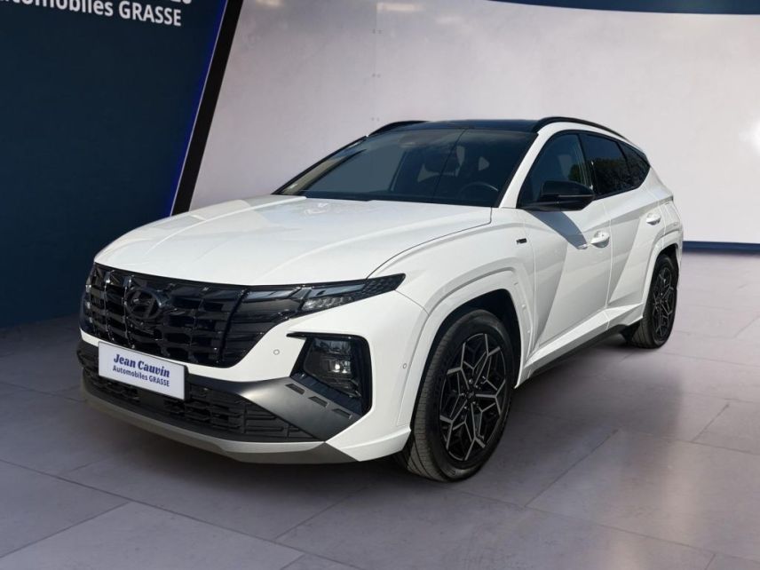 06130 : Hyundai Grasse - Garage Jean Cauvin - HYUNDAI TUCSON N Line Executive - TUCSON IV - Blanc - Boîte automatique - Essence / Courant électrique