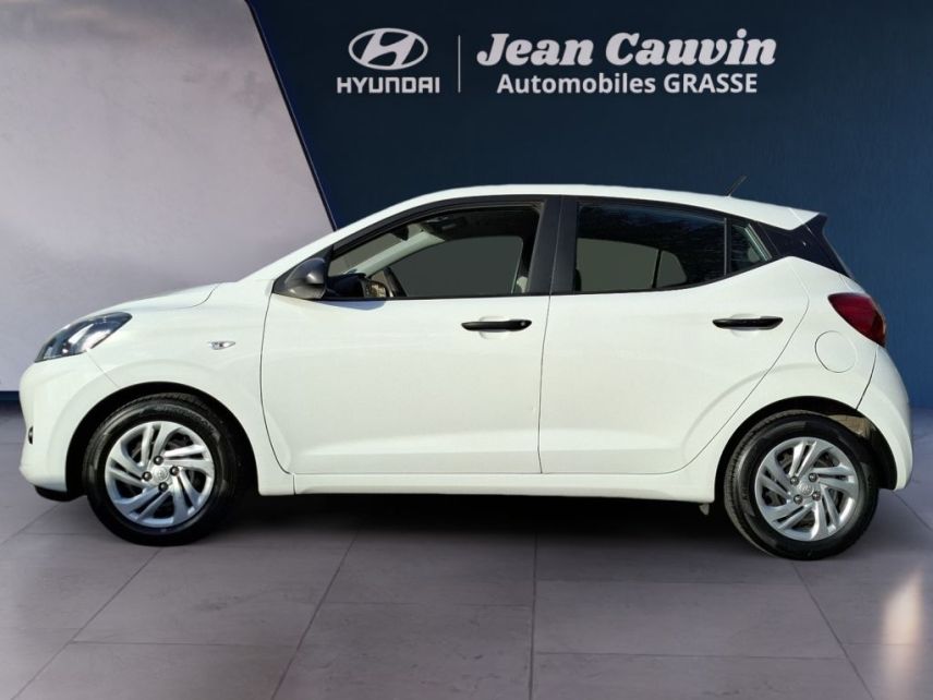 06130 : Hyundai Grasse - Garage Jean Cauvin - HYUNDAI i10 Initia - i10 III - Blanc - Boîte manuelle - Essence sans plomb