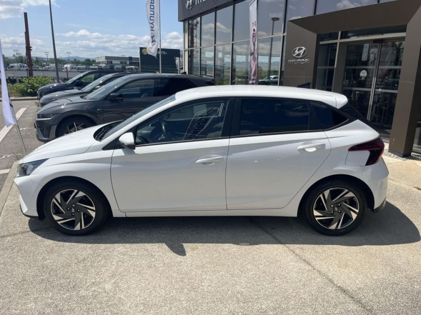 69190 : Hyundai Lyon Sud - Groupe Central Autos - HYUNDAI i20 Intuitive - i20 III - Blanc - Automate sequentiel - Essence sans plomb