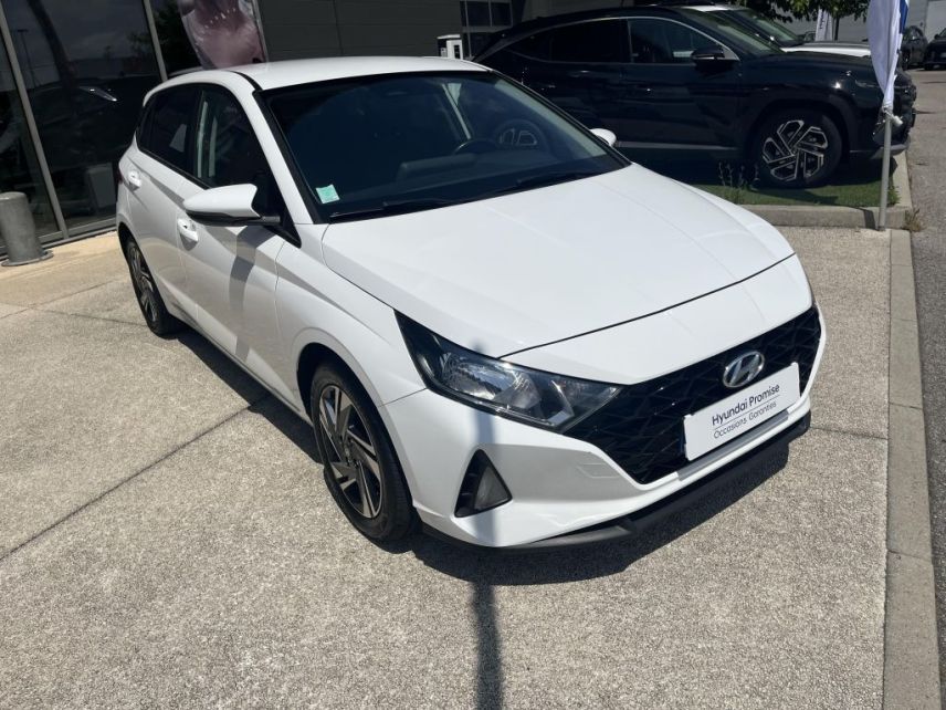 69190 : Hyundai Lyon Sud - Groupe Central Autos - HYUNDAI i20 Intuitive - i20 III - Blanc - Automate sequentiel - Essence sans plomb