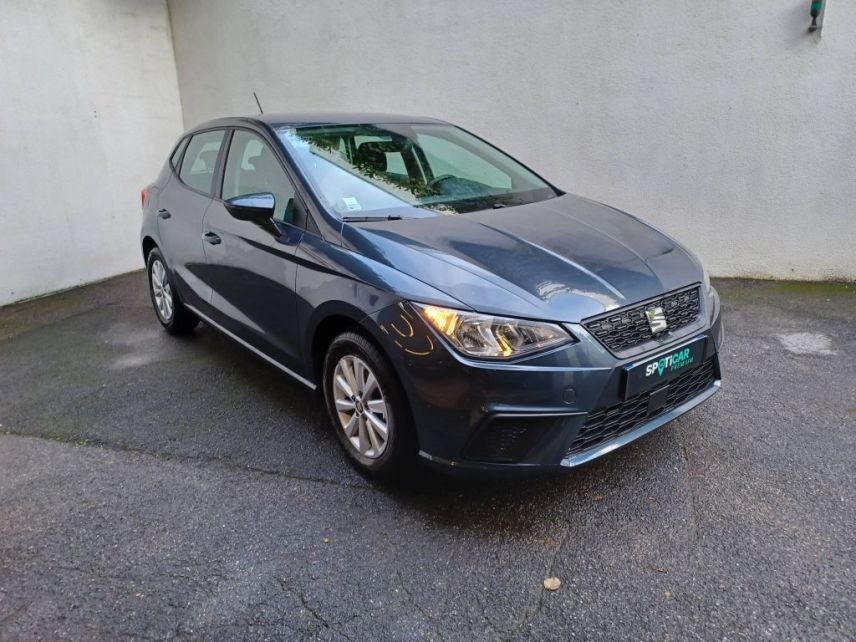 60740 : Hyundai Saint-Maximin - Protea by Riester - SEAT IBIZA Style - IBIZA V - GRIS CLAIR - Boîte manuelle - Essence sans plomb