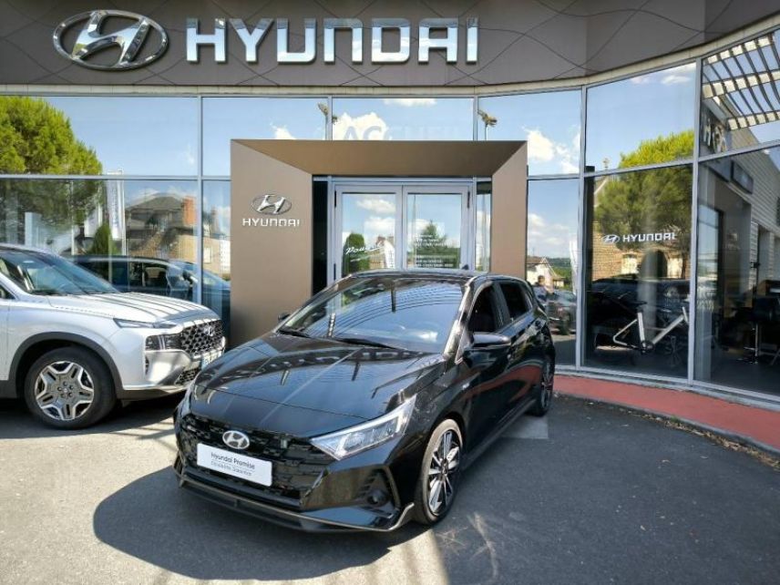 19100 : Hyundai Brive-la-Gaillarde - Garage Pouget - HYUNDAI i20 - i20 - Phantom Black Métal - Traction - Essence/Micro-Hybride