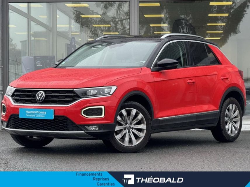 57200 : Hyundai Sarreguemines - Theobald Automobiles - VOLKSWAGEN T-Roc - T-Roc - Gris - Traction - Essence