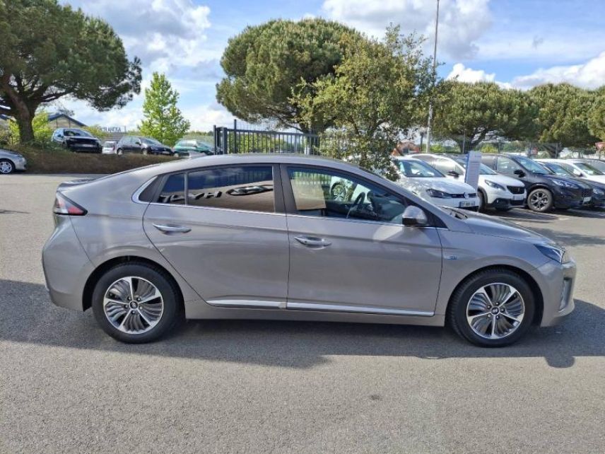 56000 : Hyundai Vannes - Park Lann Automobiles - HYUNDAI Ioniq - Ioniq - Amazon Grey Métal - Traction - Hybride rechargeable : Essence/Electrique