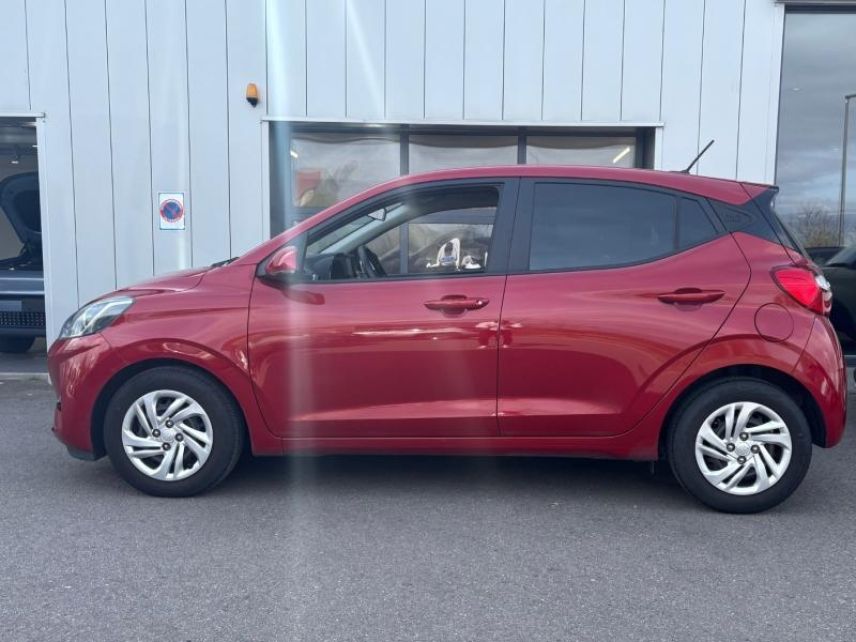 57685 : Hyundai Metz - Theobald Automobiles - HYUNDAI i10 - i10 - Dragon Red Métal - Traction - Essence