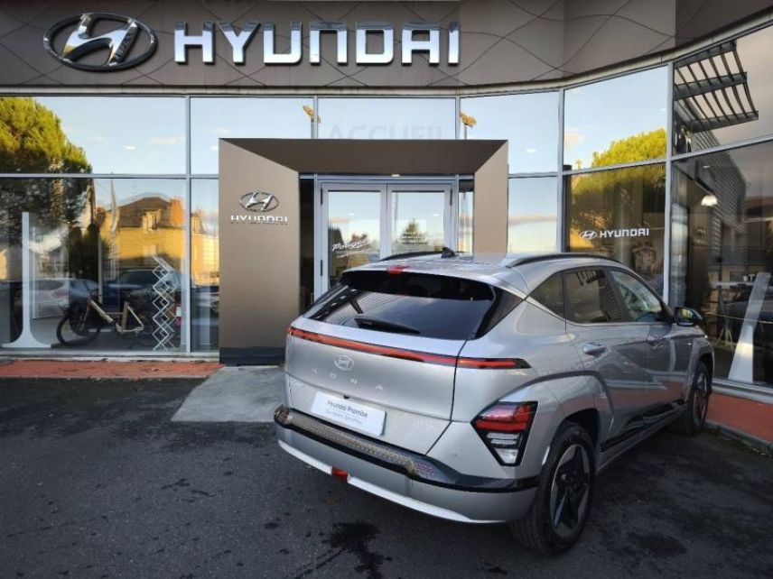 19100 : Hyundai Brive-la-Gaillarde - Garage Pouget - HYUNDAI Kona - Kona - Shimmering Silver Métal - Traction - Electrique